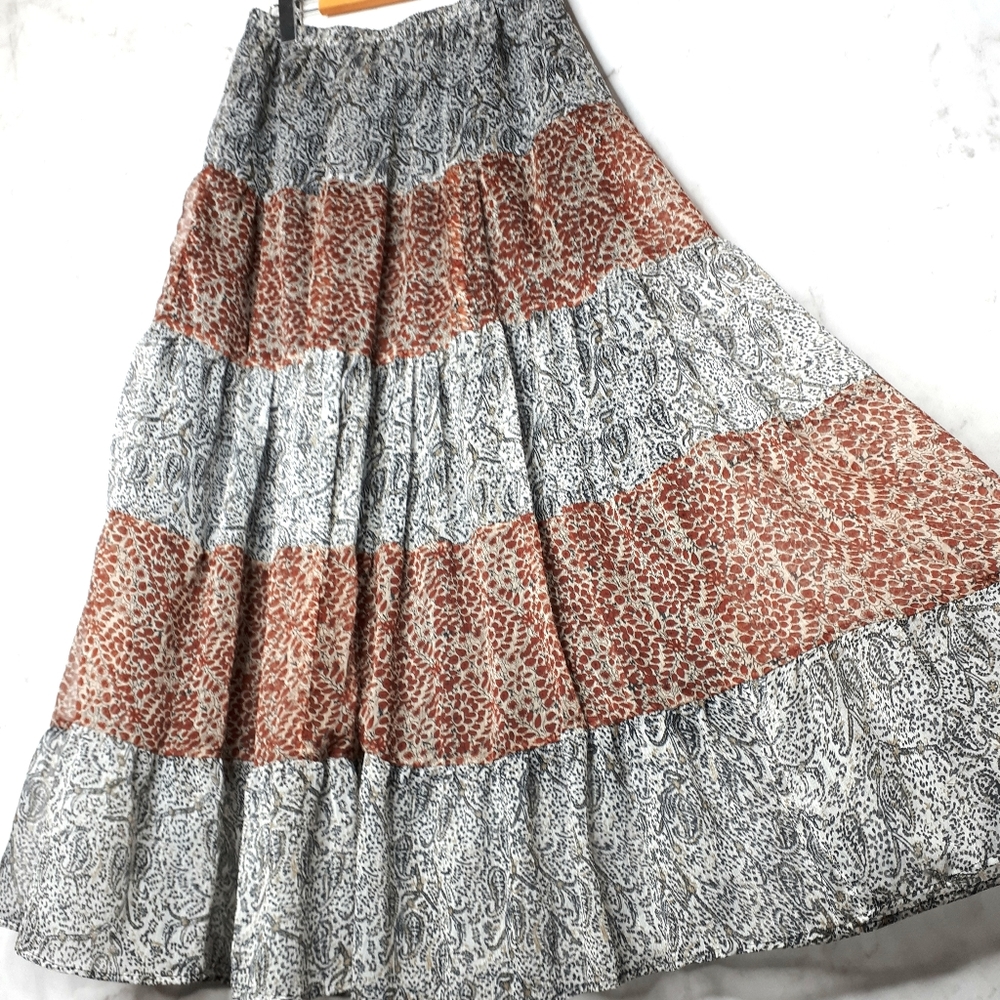 Sheer Overlay Flare Maxi Skirt Tiered Pattern M